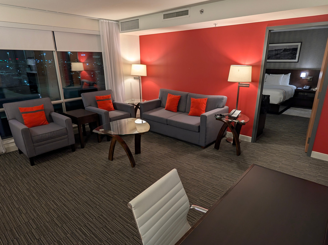 The Grand Winnipeg Airport Hotel by Lakeview主图