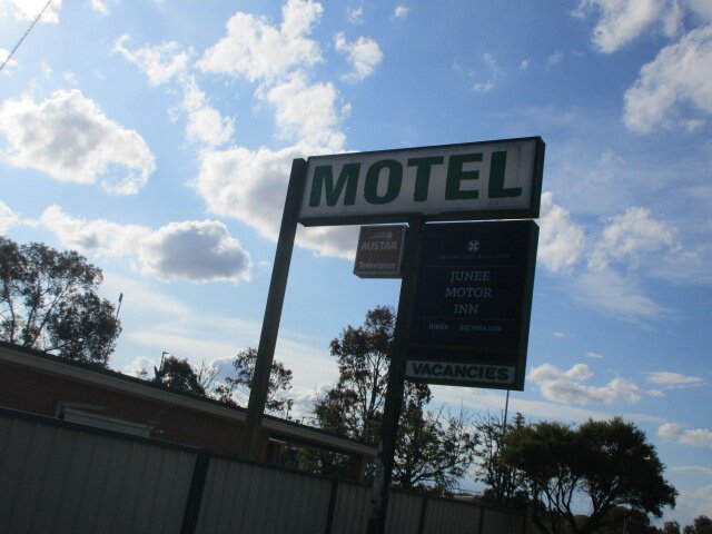 Junee Motor Inn-浴室
