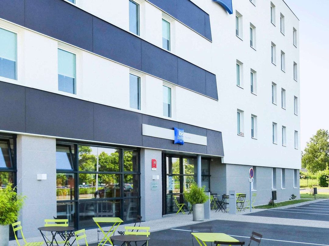 Saint-Antoine-du-Rocher旅游攻略图片