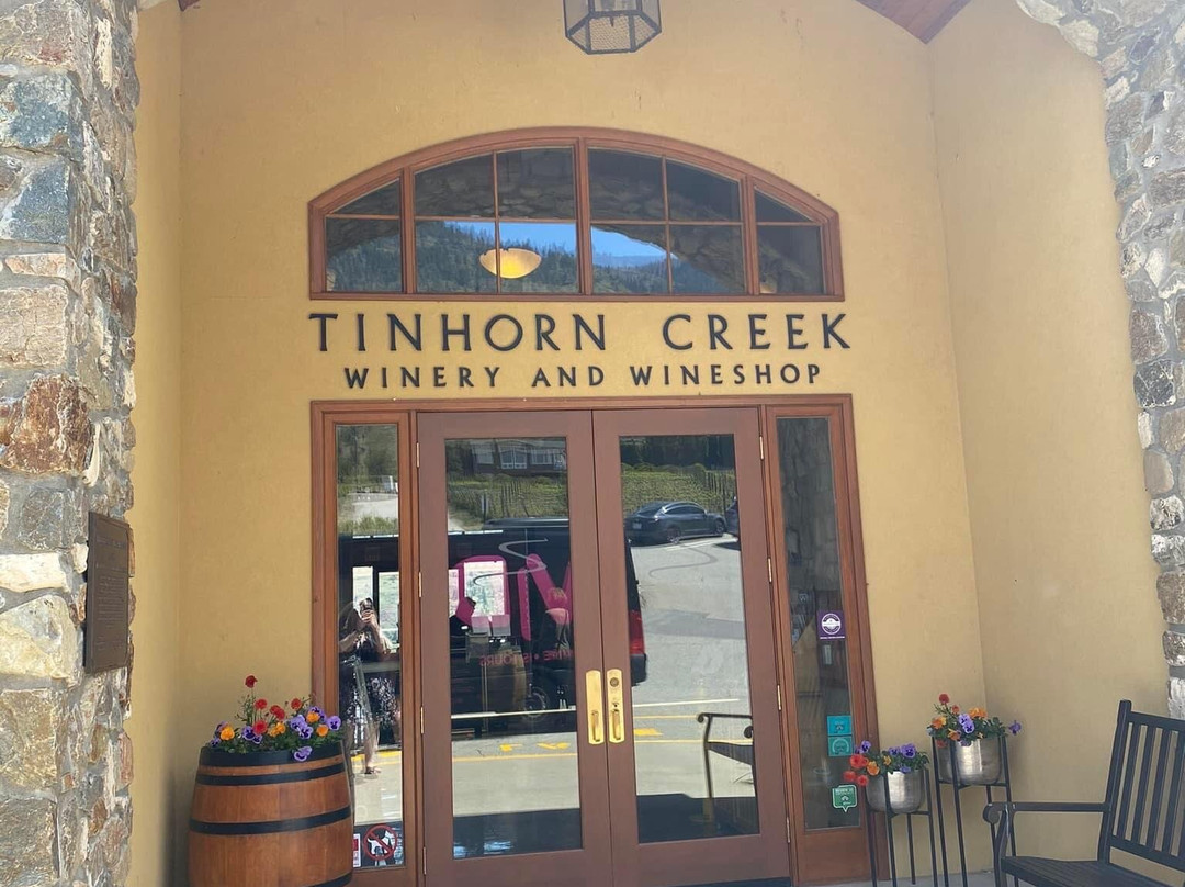 Tinhorn Creek Vineyards景点图片