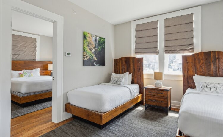 Western Front Hotel主图