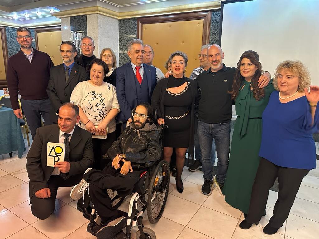 绿洲大公寓酒店主图