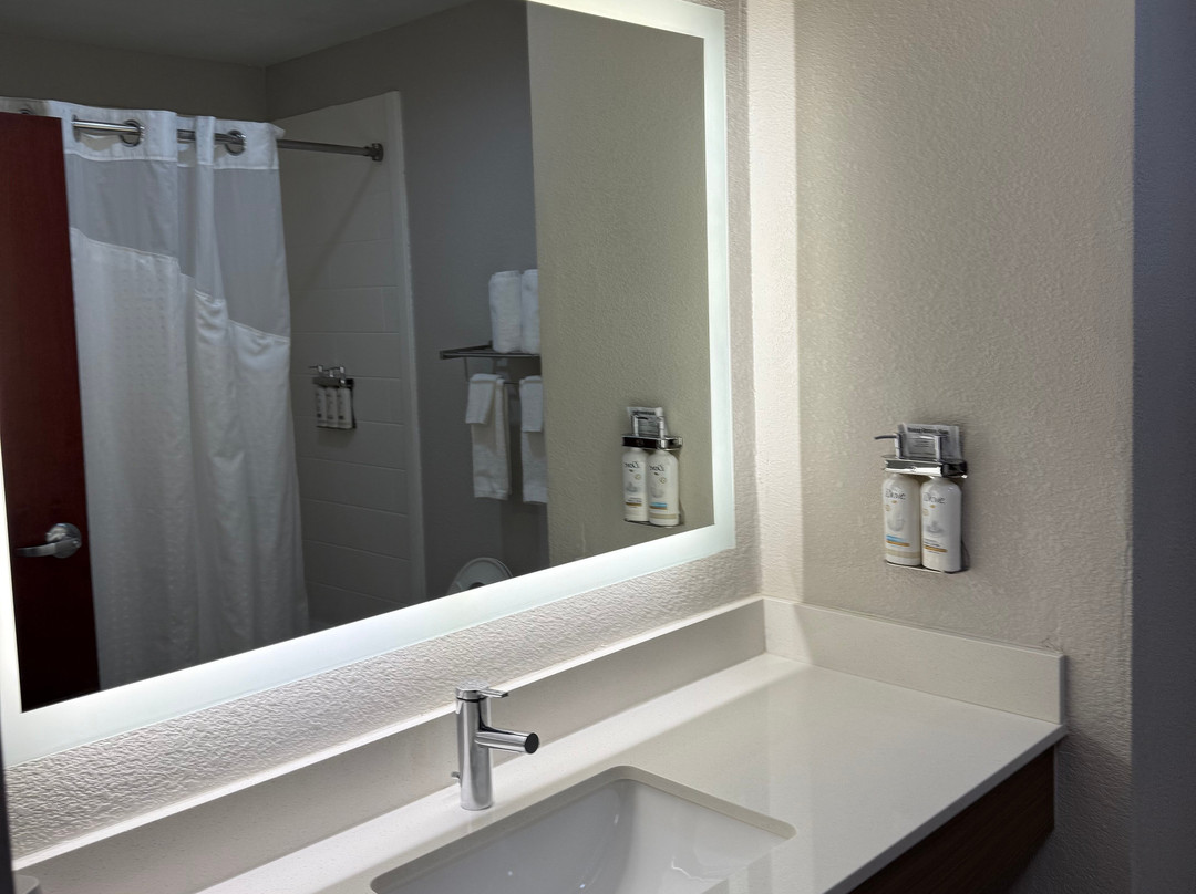 Holiday Inn Express & Suites Statesville by IHG主图