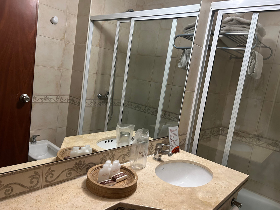 马拉格酒店主图