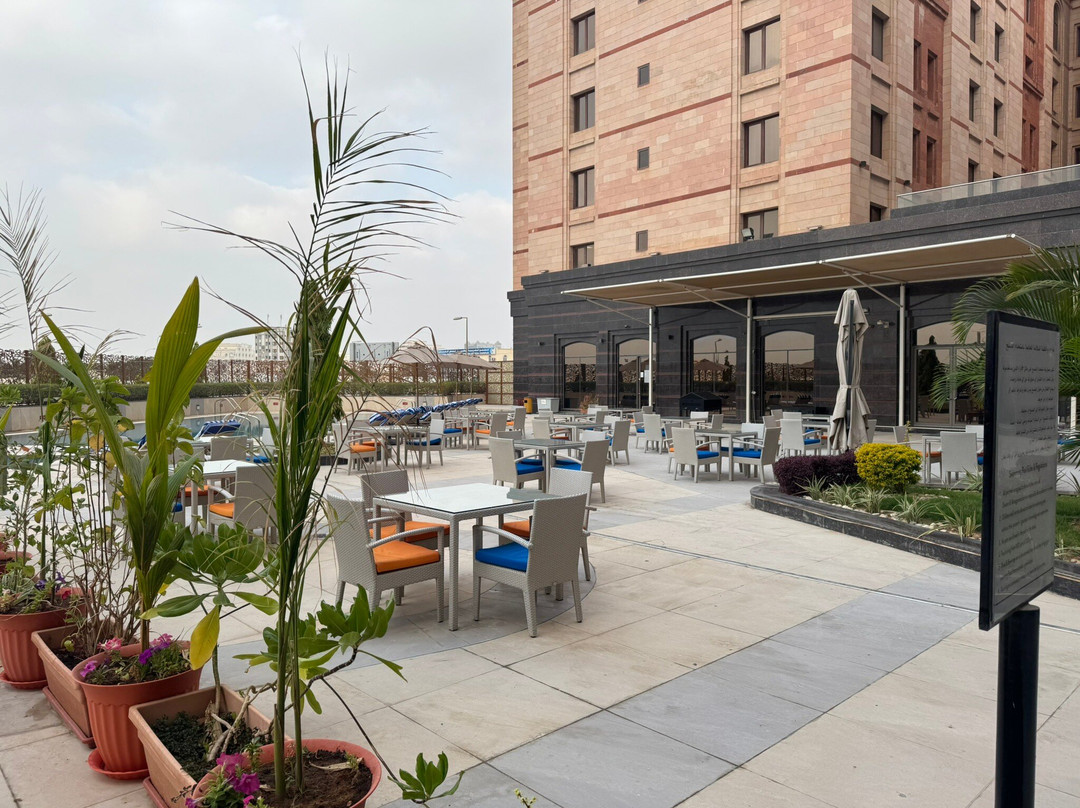 Tulip Inn Majan Hotel主图