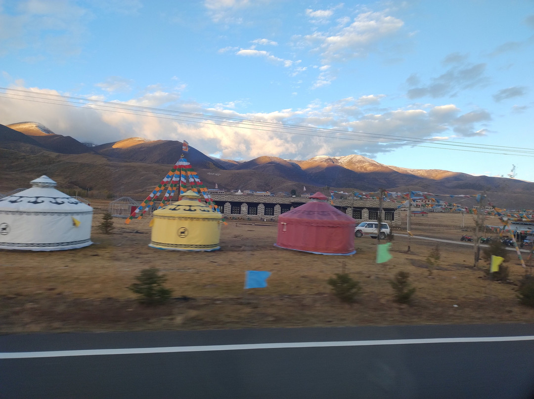 稻城亚丁风景区景点图片