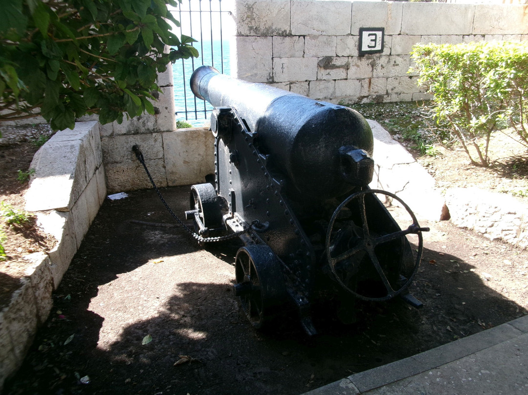 Napier of Magdala Battery-直布罗陀必去景点