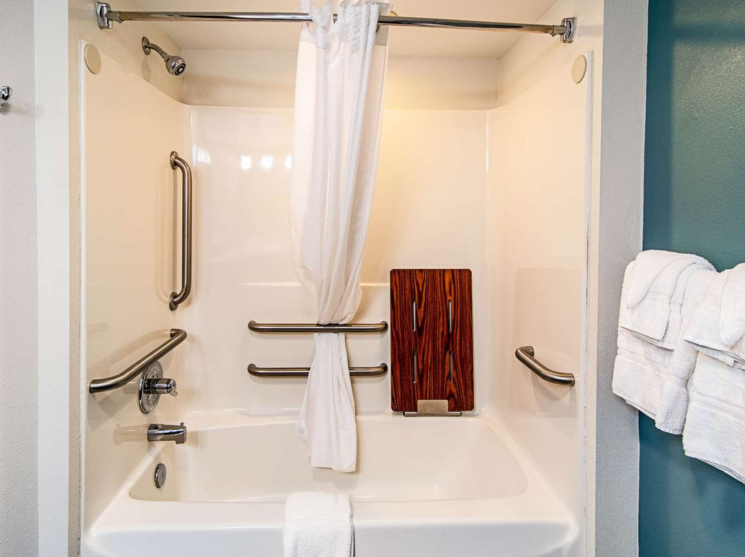 刘易斯酒店住宿-Sleep Inn & Suites Rehoboth Beach