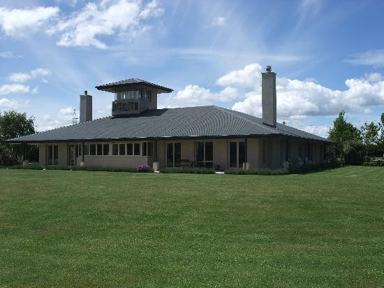 Waimakariri Lodge主图