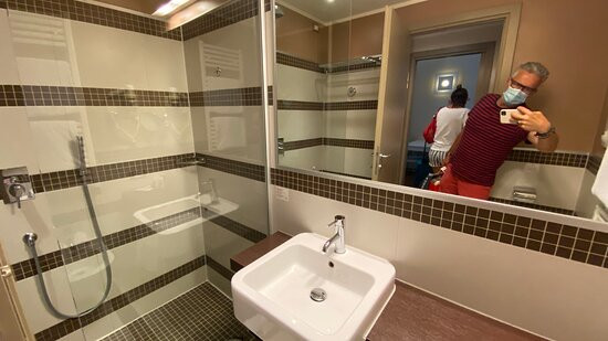 华美达米兰大酒店主图