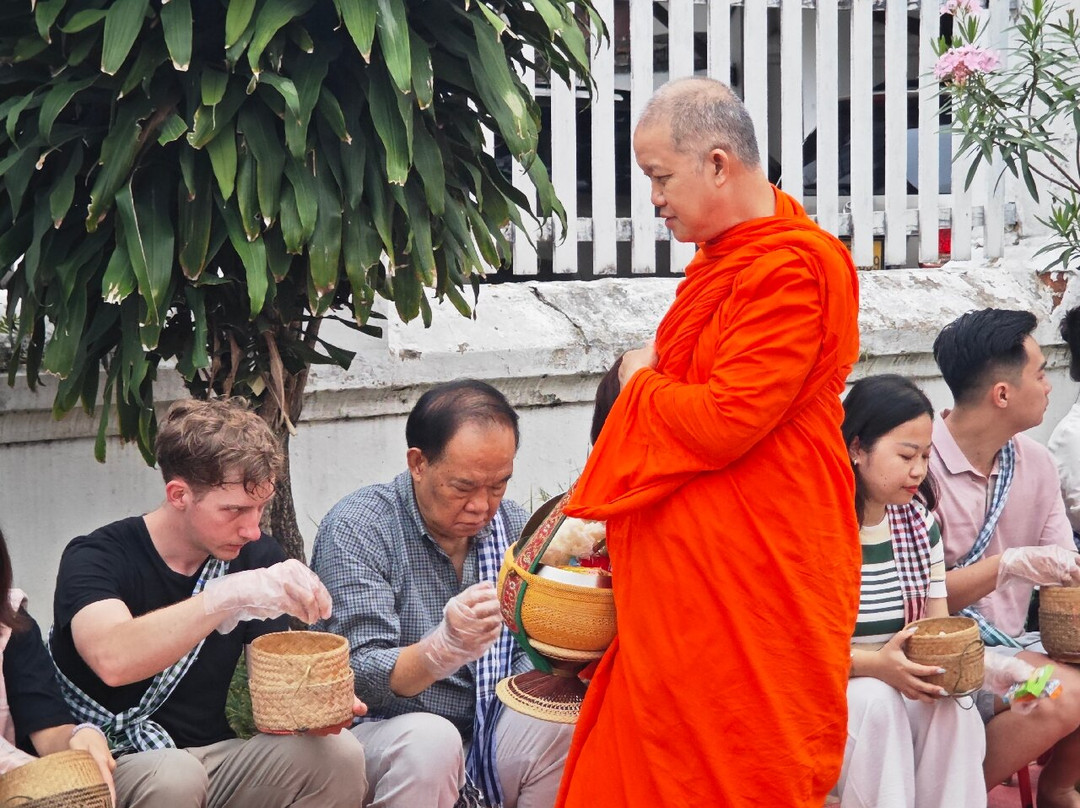 布施仪式景点图片