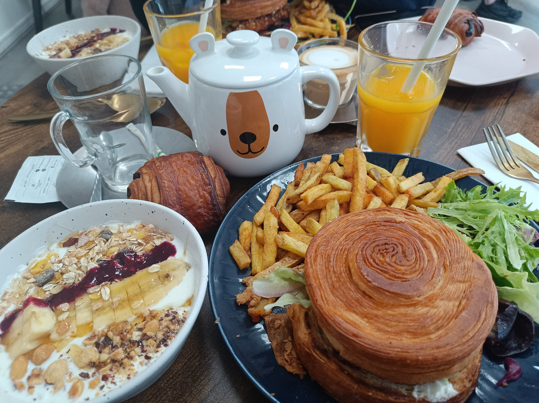 You - Restaurant & Brunch