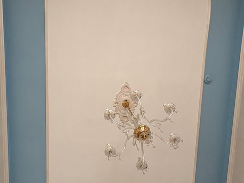 阿尔巴酒店主图