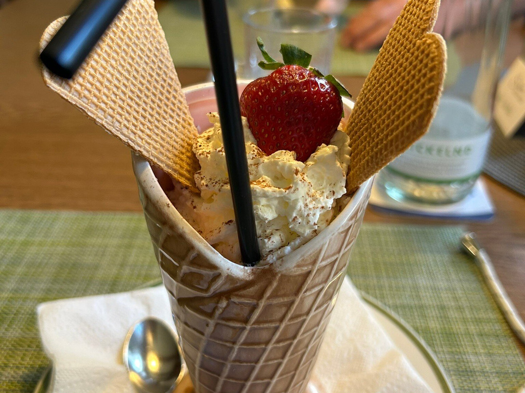 克罗尔酒店主图