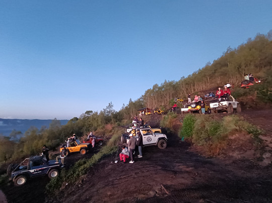 Mount Batur 4WD Jeep Sunrise Tour with Photographer-乌布必去景点