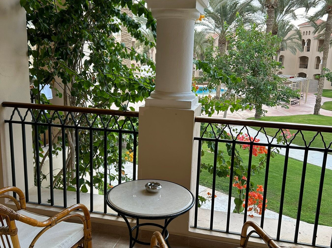 杰斯阿勒马扎湾酒店主图