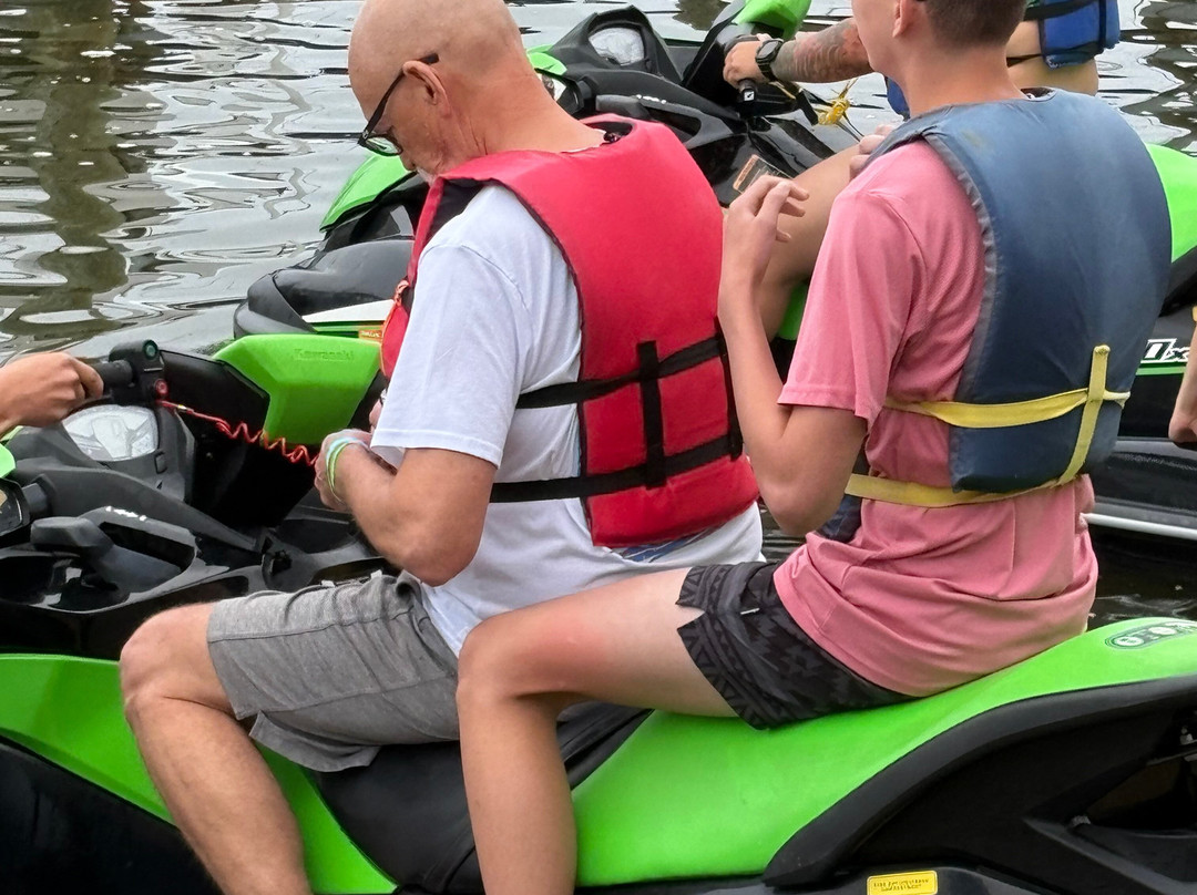 South River Jet Ski Rentals-Edgewater必去景点