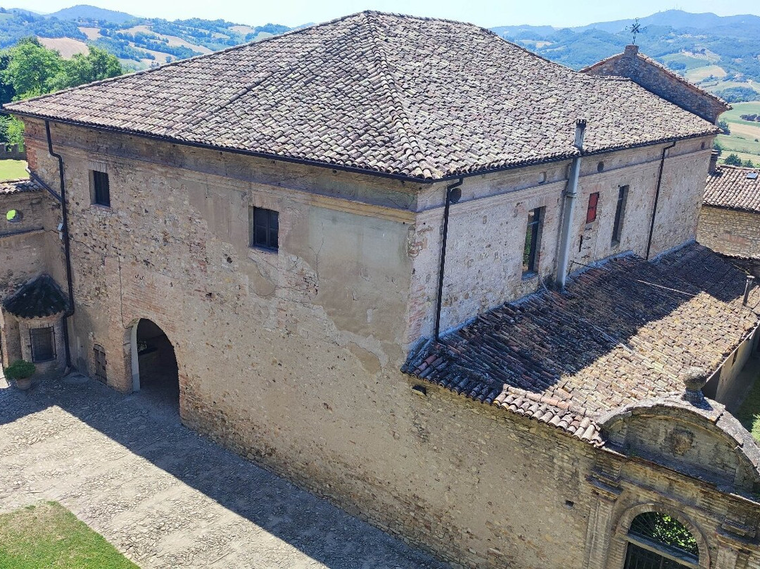 Castello di Scipione dei Marchesi Pallavicino-萨尔索马焦雷泰尔梅必去景点