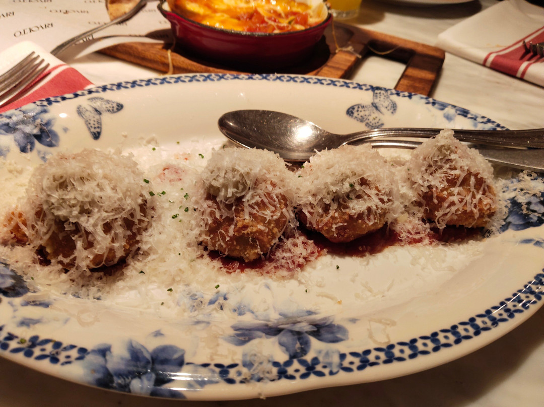 Trattoria Pizzeria Rivolto