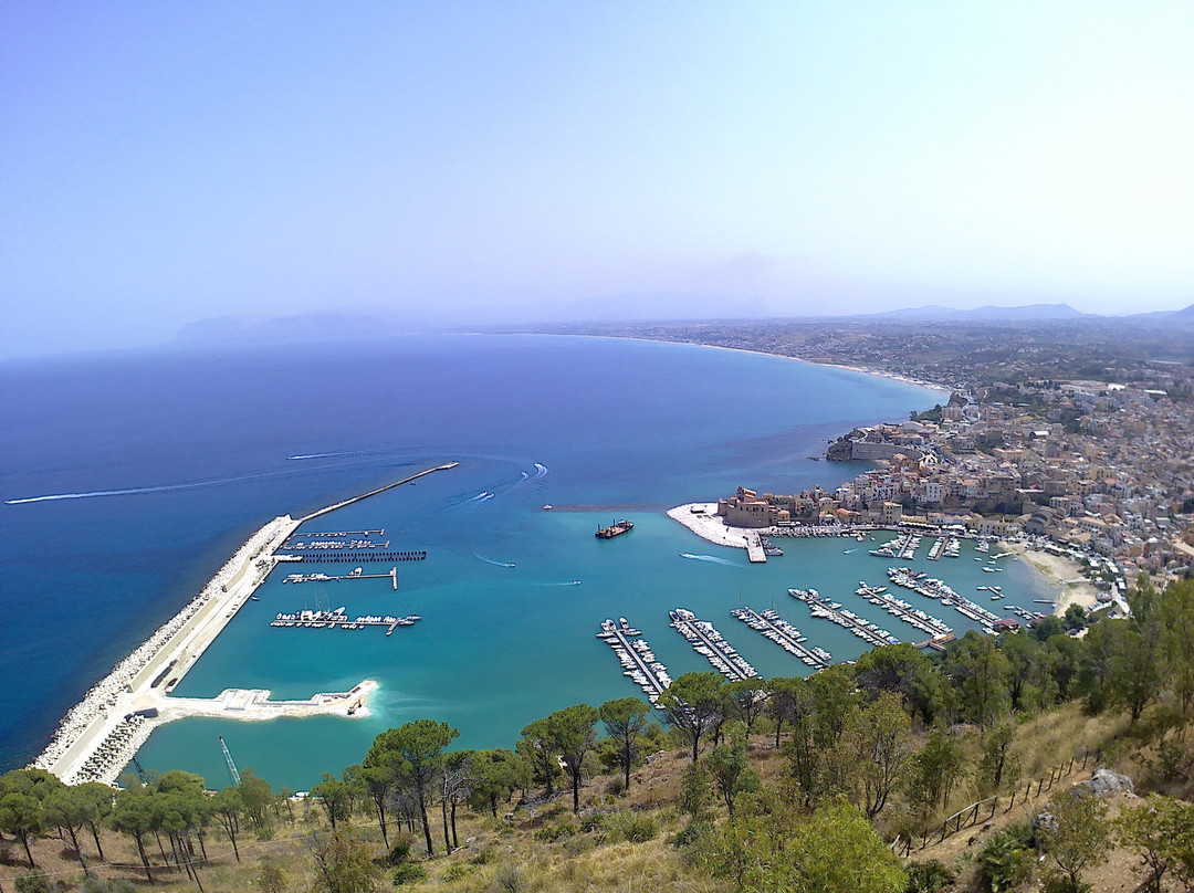 La playa di Castellammare del Golfo-戈尔福海堡必去景点