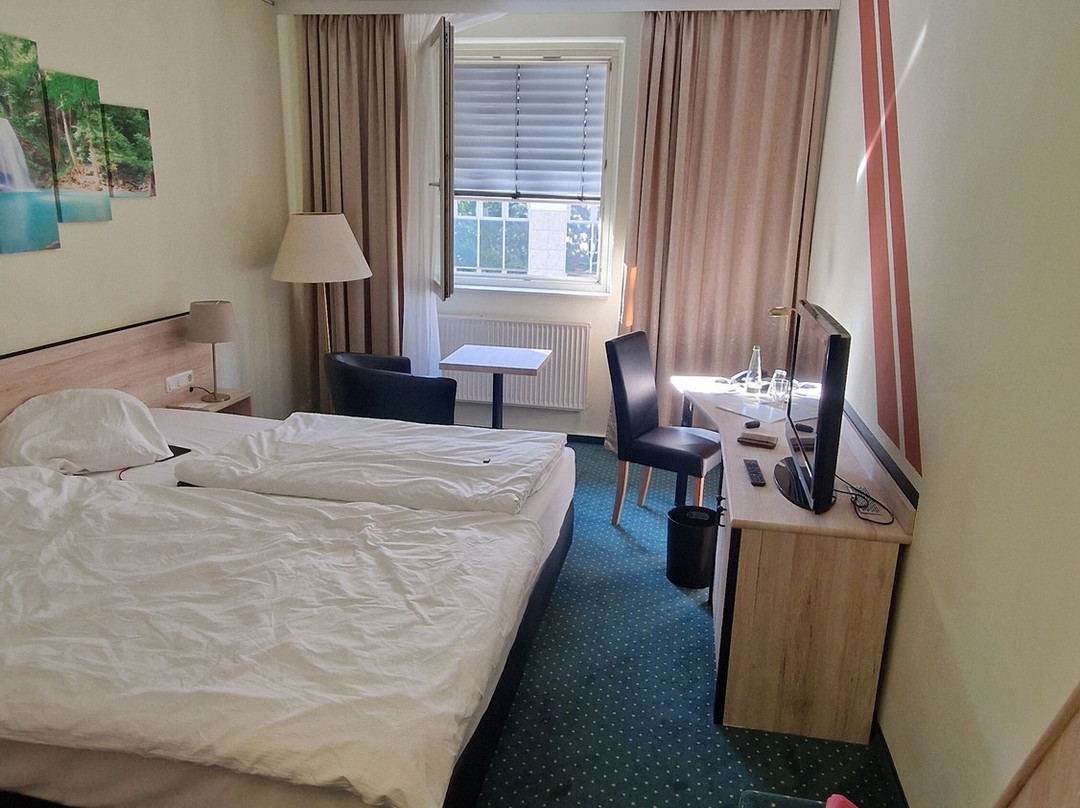 Novina Hotel Suedwestpark主图