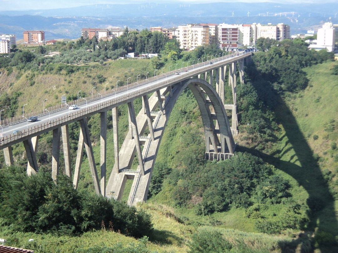 Ponte Bisantis-卡坦扎罗必去景点