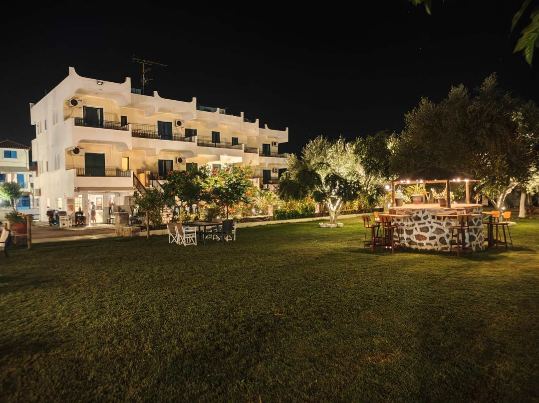 Demestichas Apartments