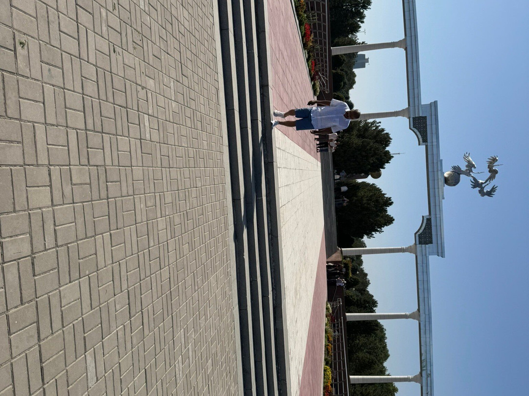 独立广场-塔什干必去景点