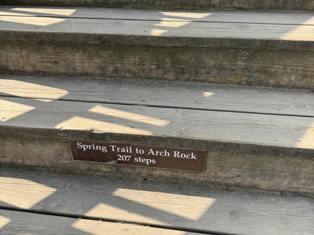 Arch Rock-麦其诺岛必去景点