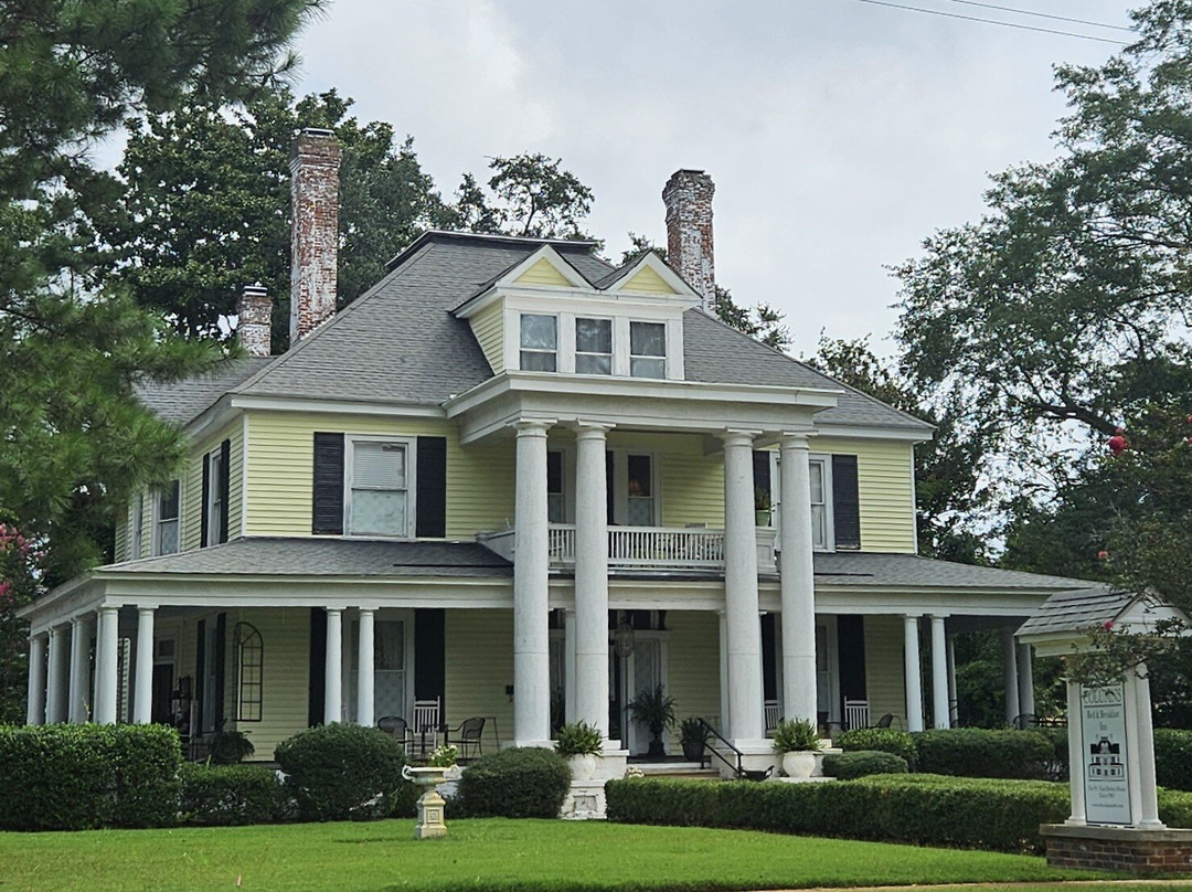 The Columns Bed And Breakfast Inn主图