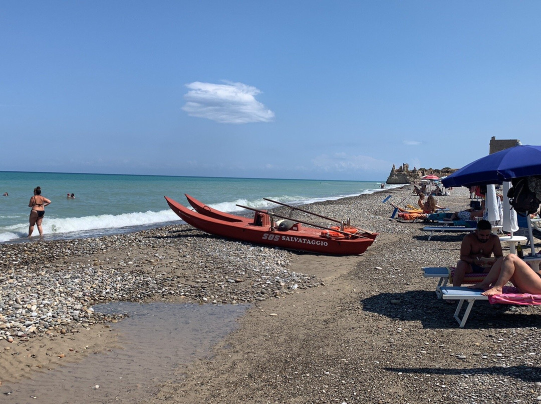 Lido Giglio-Campofelice di Roccella必去景点