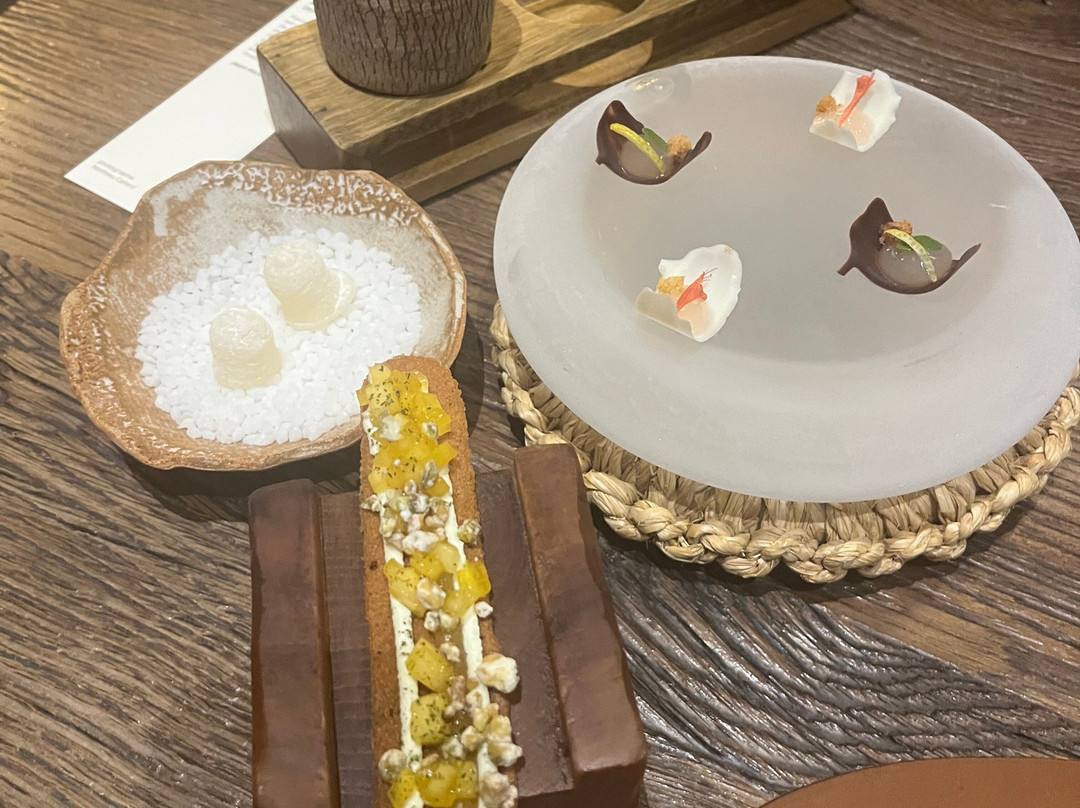 特拉斯酒店主图