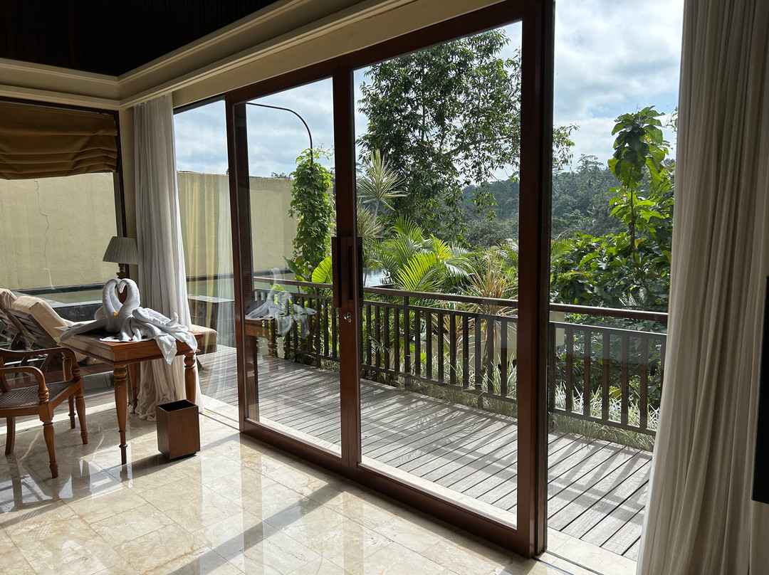 坦加羽达考曼卡酒店主图