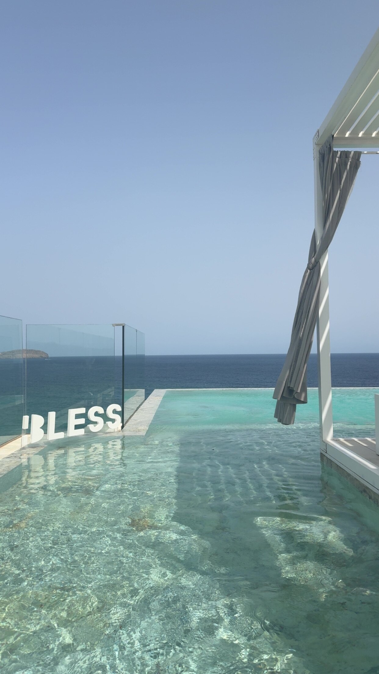 BLESS Hotel Ibiza-泳池
