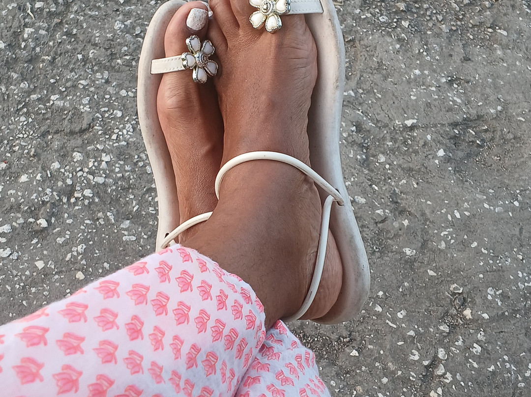 The Healing Power Of Touch-布里奇顿必去景点