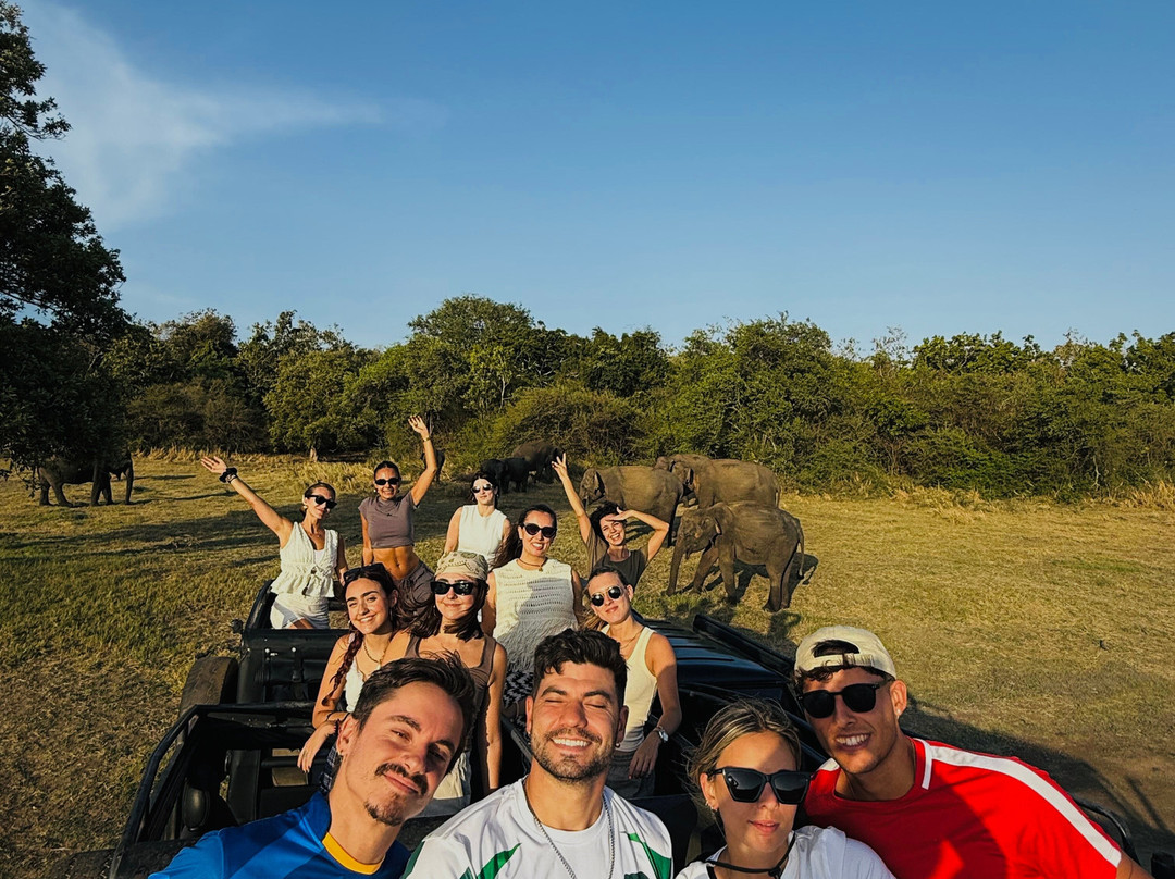 Hola Sri Lanka Tours-凯拉尼亚必去景点