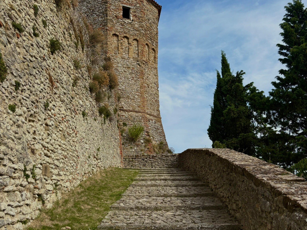 Castello di Montebello-Torriana必去景点