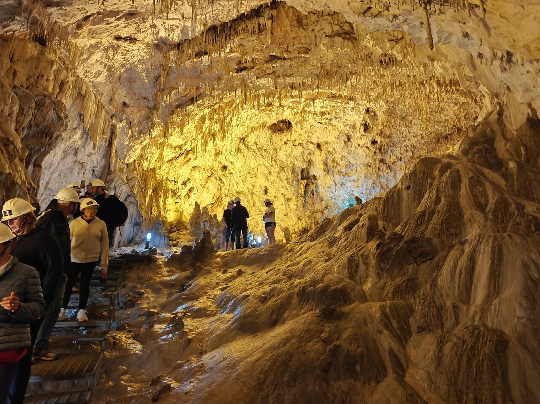 Grotte del Cavallone-Lama dei Peligni必去景点