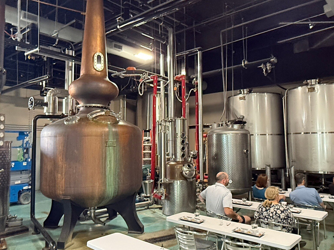 Ironroot Republic-丹尼森必去景点