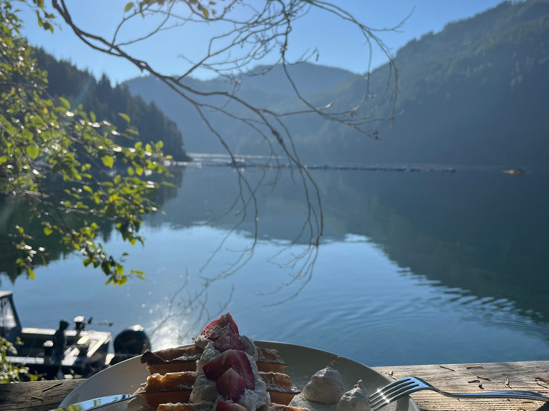 Nootka Marine Adventures-Tahsis必去景点