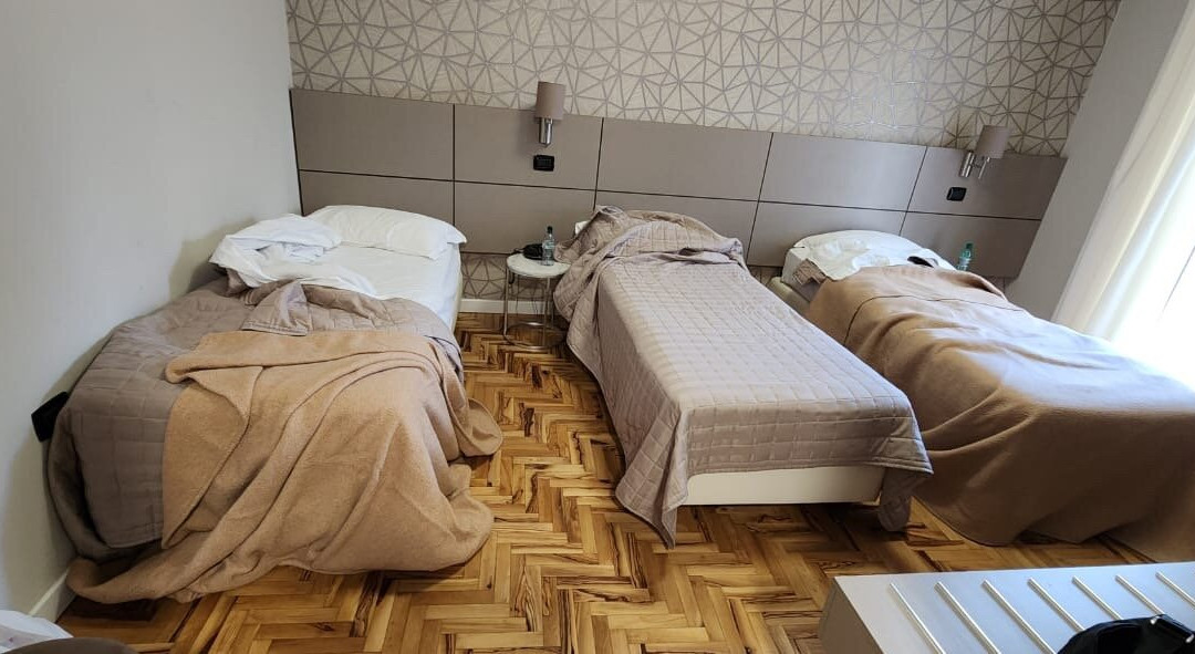 Royal Hotel主图
