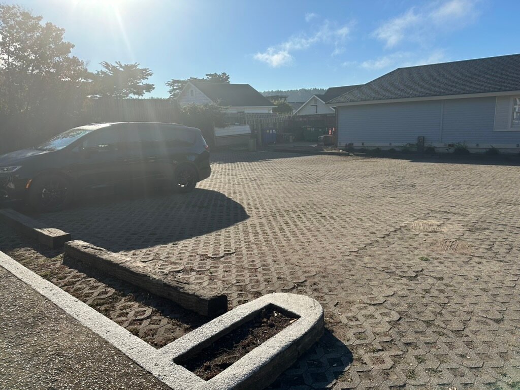 Mendocino Hotel and Garden Suites-浴室