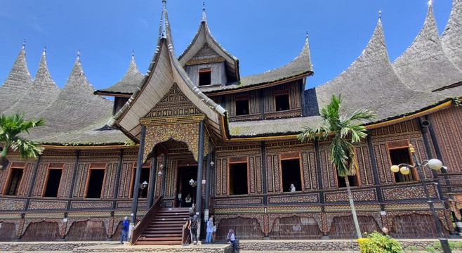 Erik Tour Bukittinggi-武吉丁宜必去景点