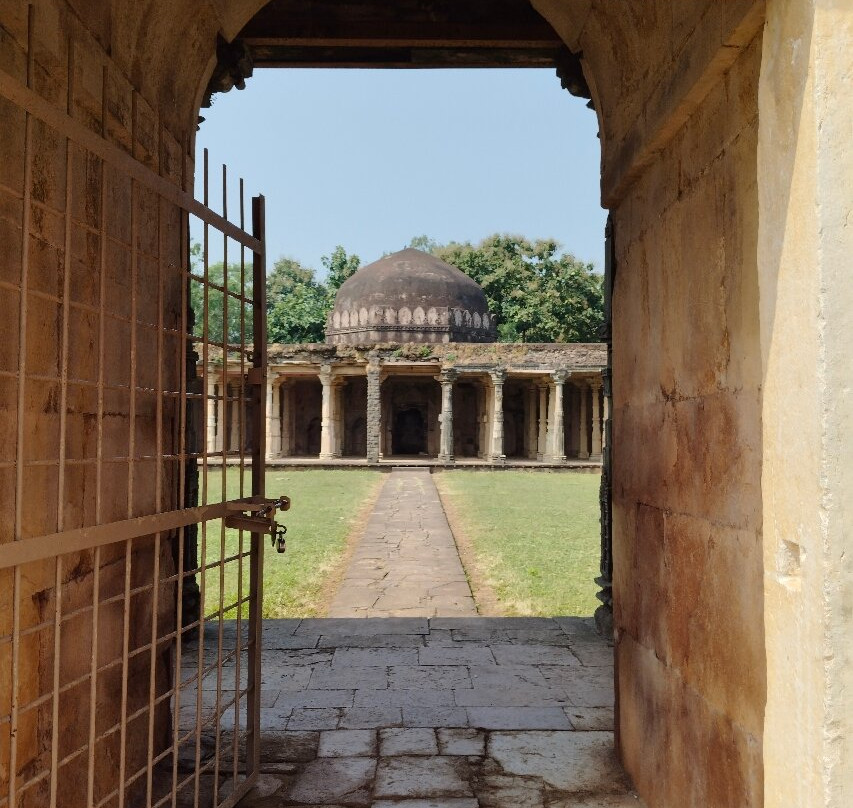 Ship Palace (Jahaz Mahal)-Mandu必去景点