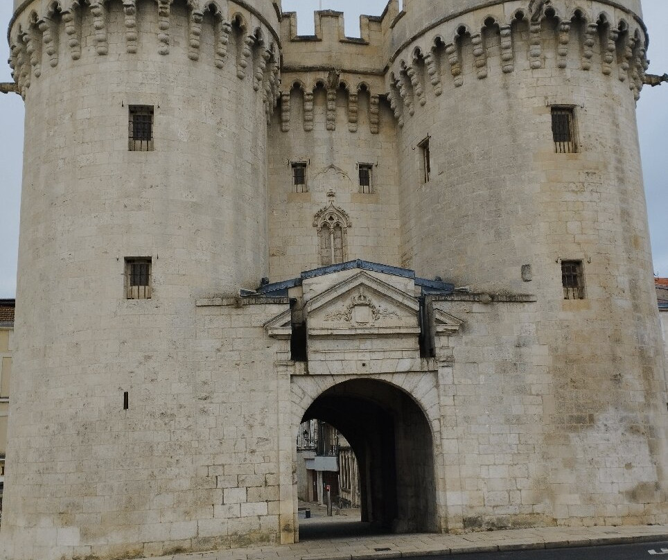 Porte Chaussée-凡尔登必去景点