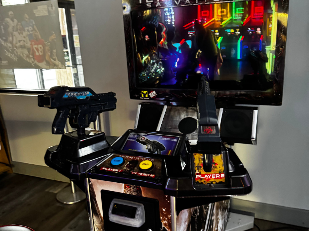 BAM! Entertainment Center-荷兰村必去景点