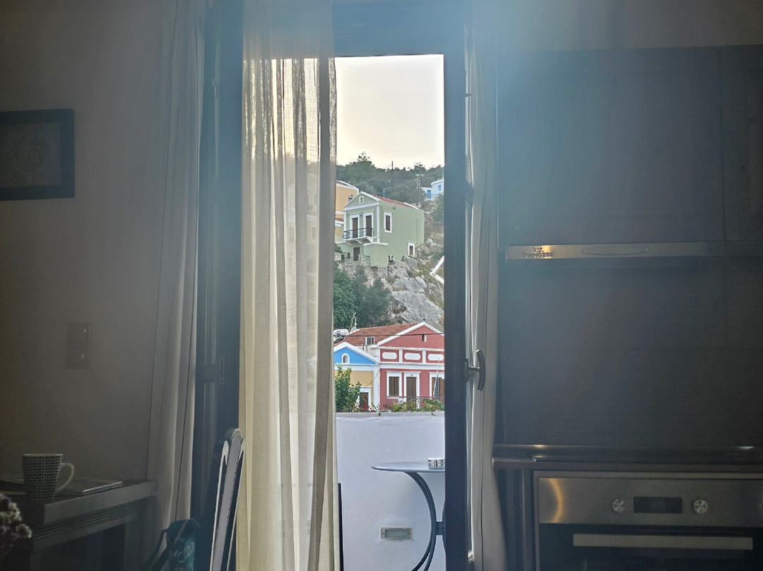 Kaminos Boutique Hotel
