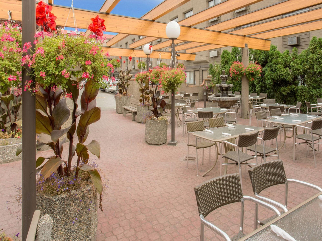 Ramada By Wyndham Kelowna Hotel & Conference Center