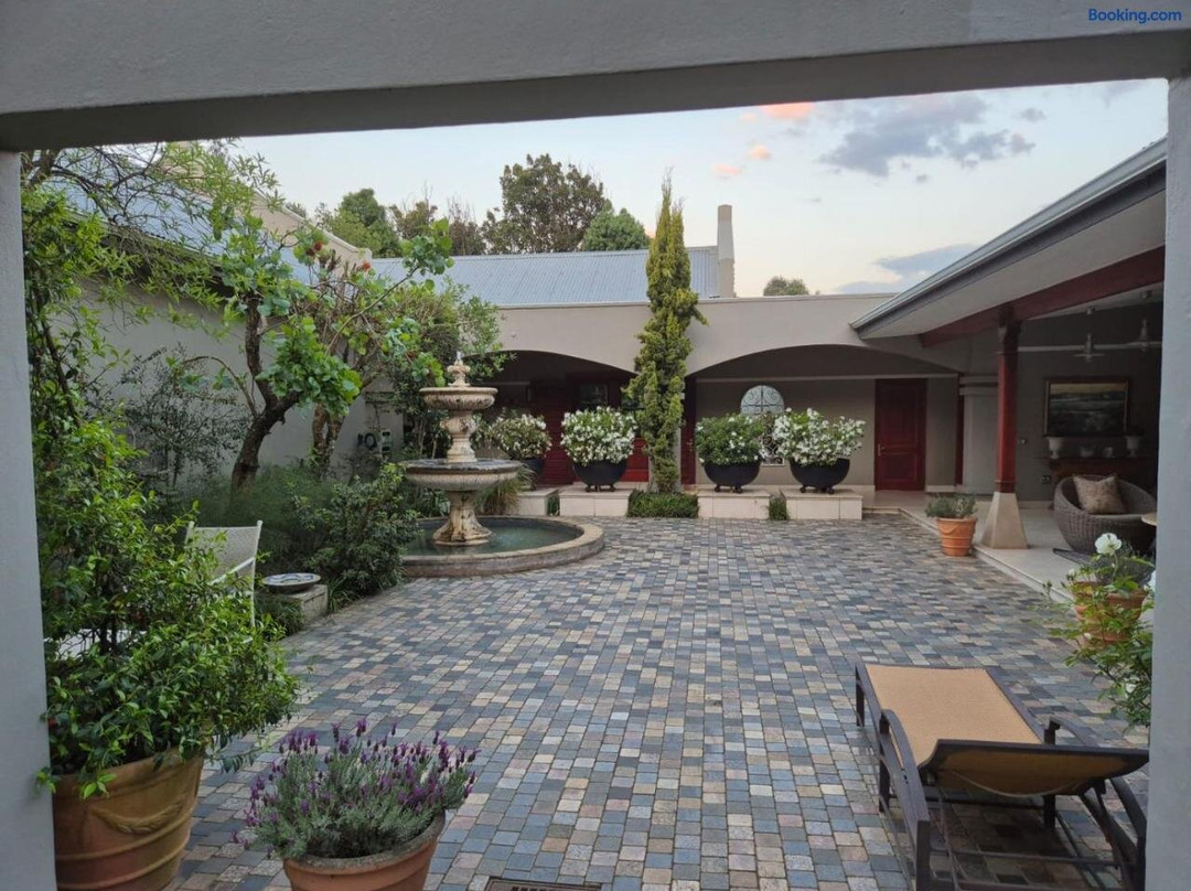 The Courtyard at la Loggia