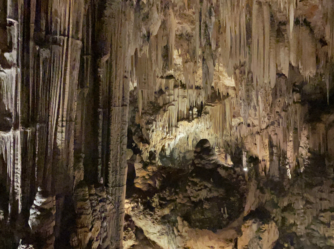 内尔哈溶洞 -内尔哈必去景点